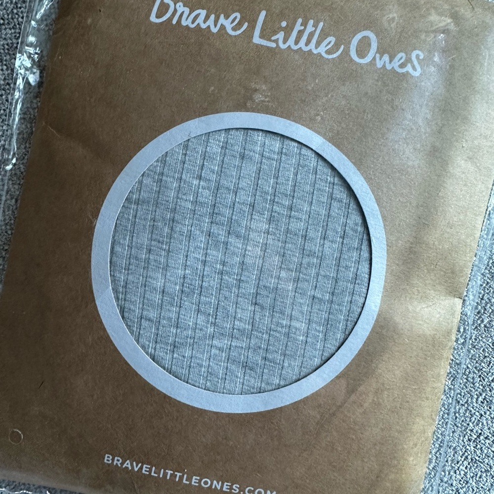 Brave Little Ones Gray Kids Pajama Set 6/8y